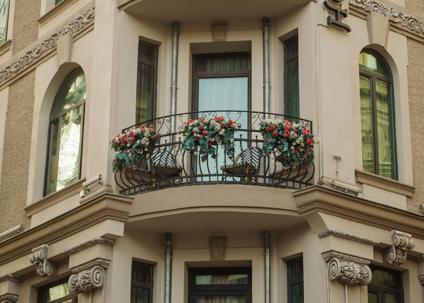 Hôtel indépendant à Paris 11e — 94 chambres